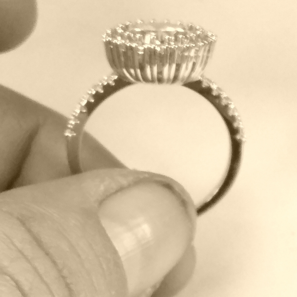 Woman's ring